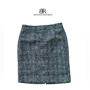 Banana Republic EUC Tweed Skirt Black Gray Silver Lavender Size 2